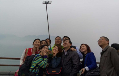 工會組織員工開展三峽快樂之旅